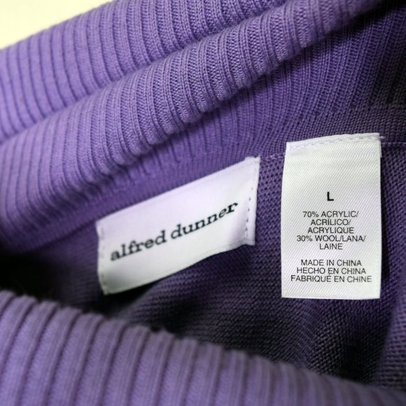 Plum Jeweled Turtle neck - Picture 2 of 3